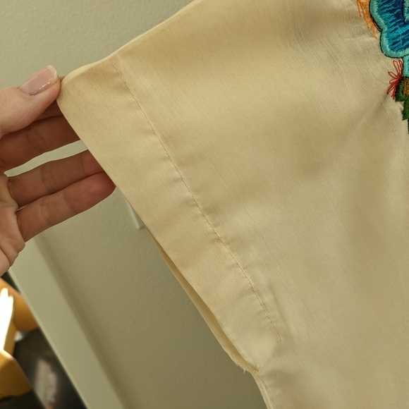 Vintage embroidered caftan - Picture 4 of 7